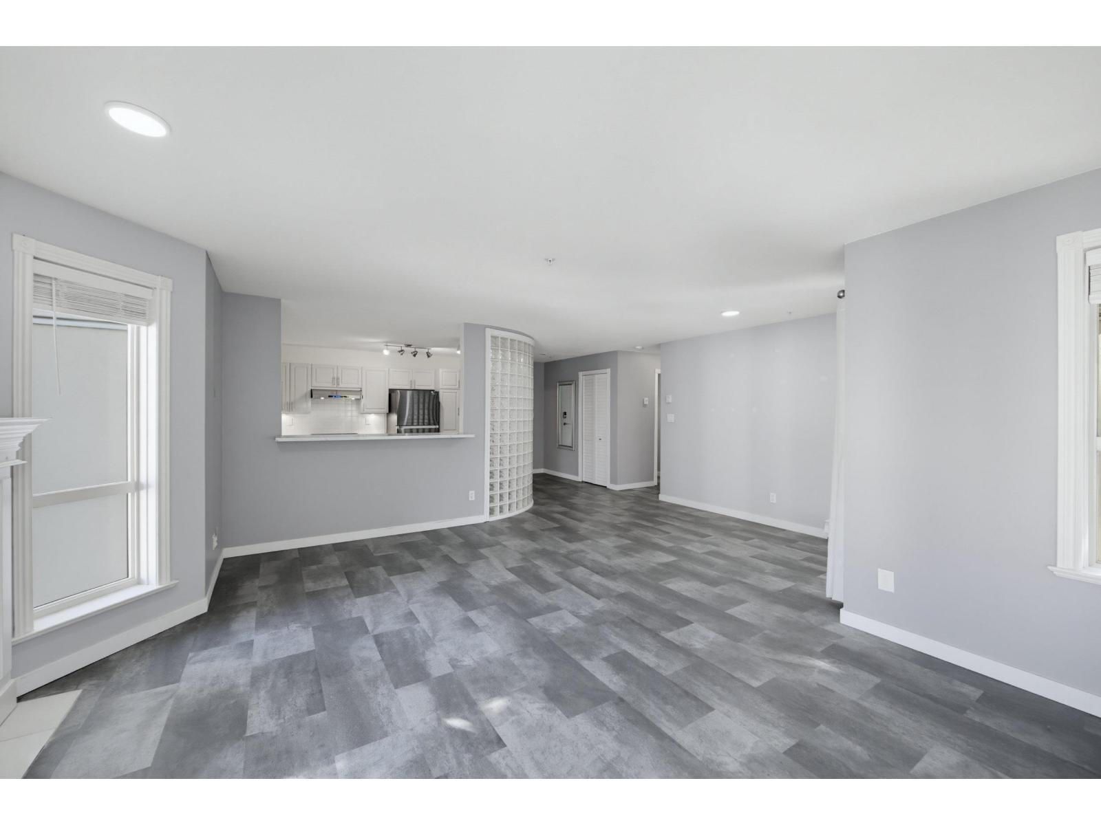 311 2575 Ware Street, Abbotsford, British Columbia  V2S 3E2 - Photo 8 - R3162367