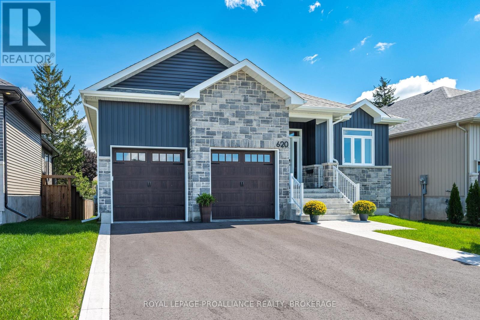 620 Graceland Avenue, Kingston, Ontario  K7M 7P7 - Photo 1 - X13755640