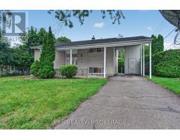 11 PEMBER PLACE, Kingston, Ontario