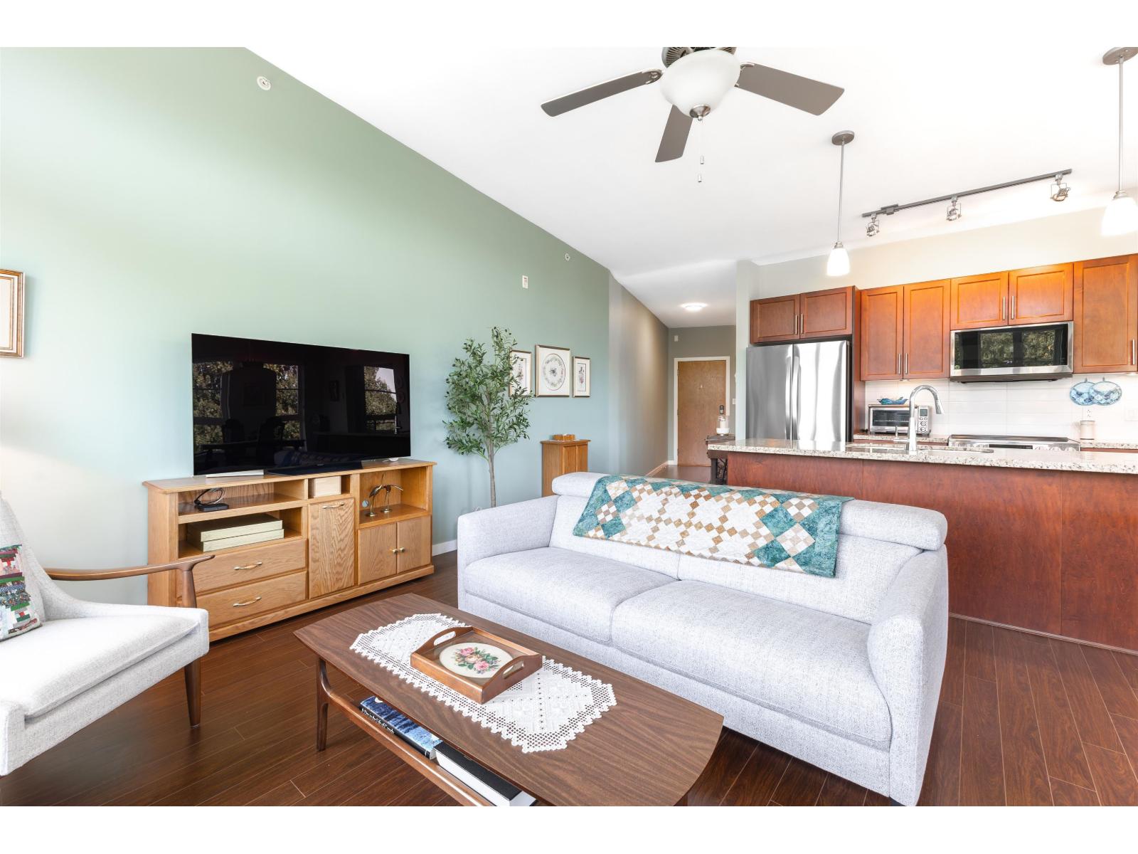 416 23215 Billy Brown Road, Langley, British Columbia  V1M 0B7 - Photo 6 - R3161612