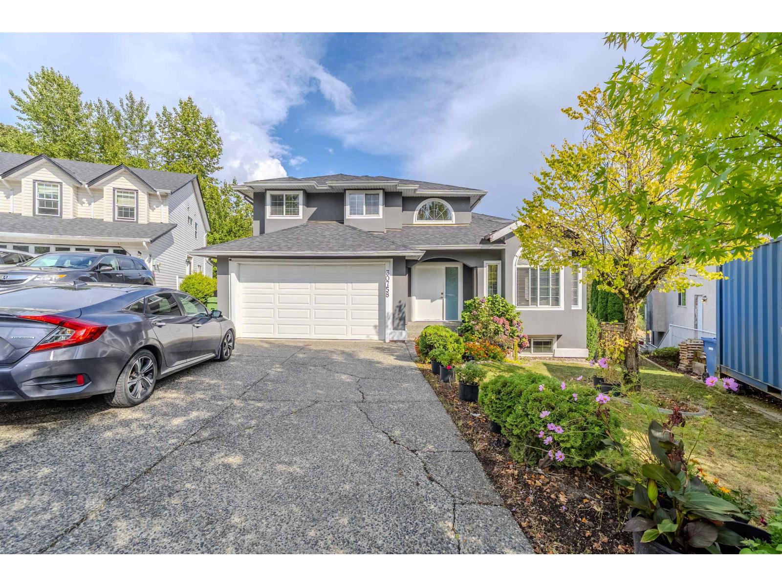 30758 Stellar Court, Abbotsford, British Columbia  V2T 6R5 - Photo 1 - R3161648