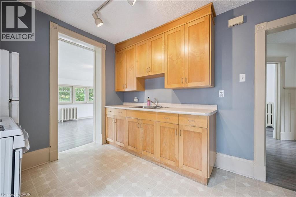 143 David Street, Kitchener, Ontario  N2G 1Y1 - Photo 37 - 40861195