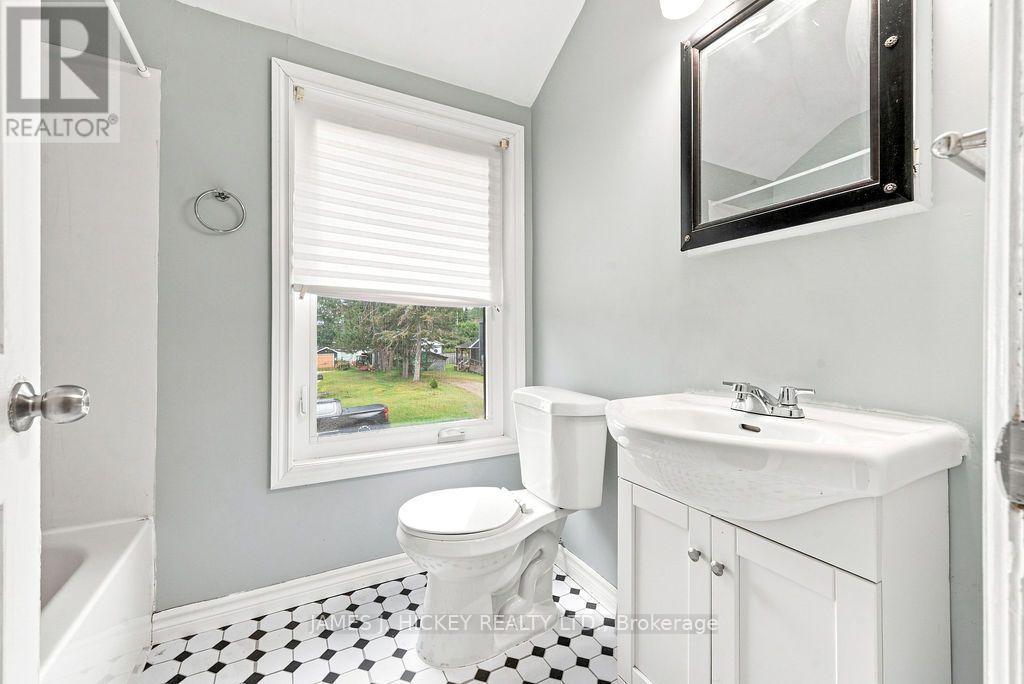 18 Iberville Street, Deep River, Ontario  K0J 1P0 - Photo 25 - X13755728