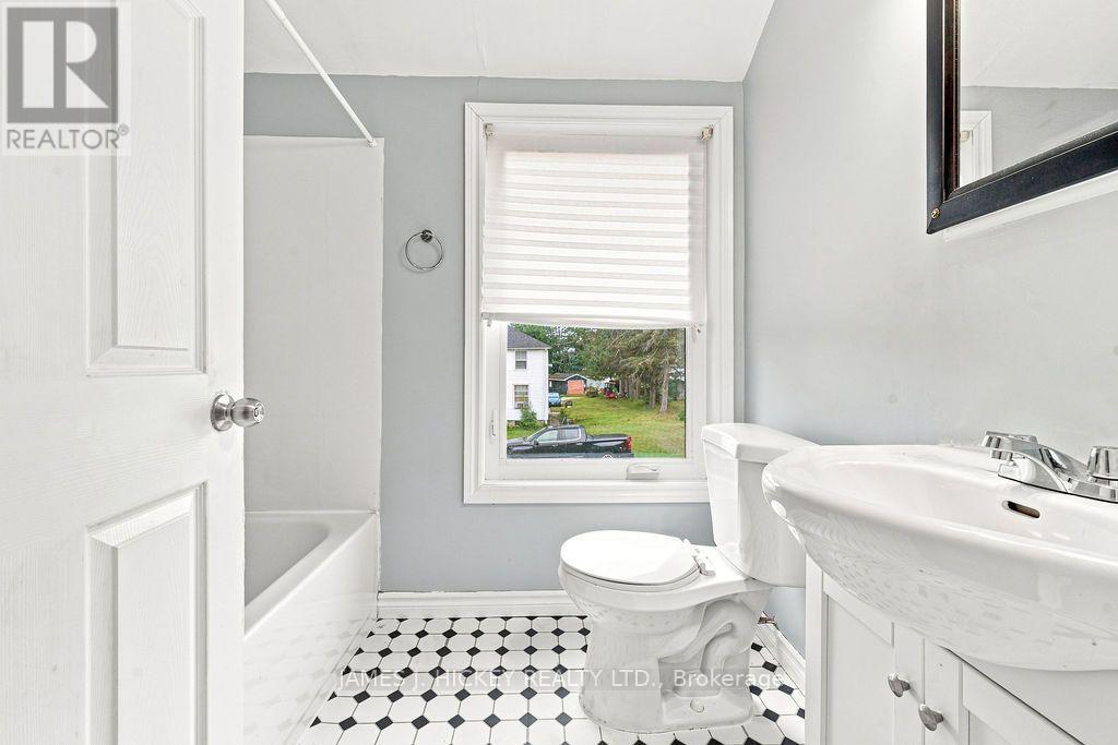 18 Iberville Street, Deep River, Ontario  K0J 1P0 - Photo 26 - X13755728