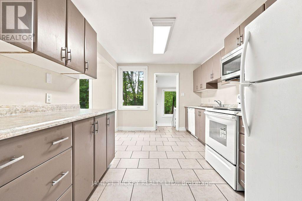 18 Iberville Street, Deep River, Ontario  K0J 1P0 - Photo 3 - X13755728