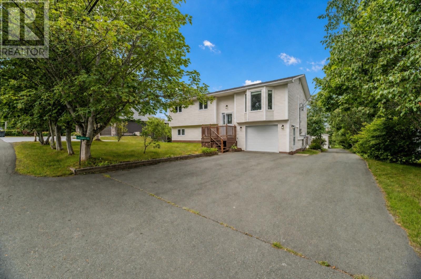 24 Middle Ridge Road, Conception Bay South