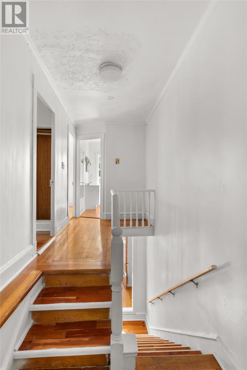 6 Franklyn Avenue, St. John's — photo 13