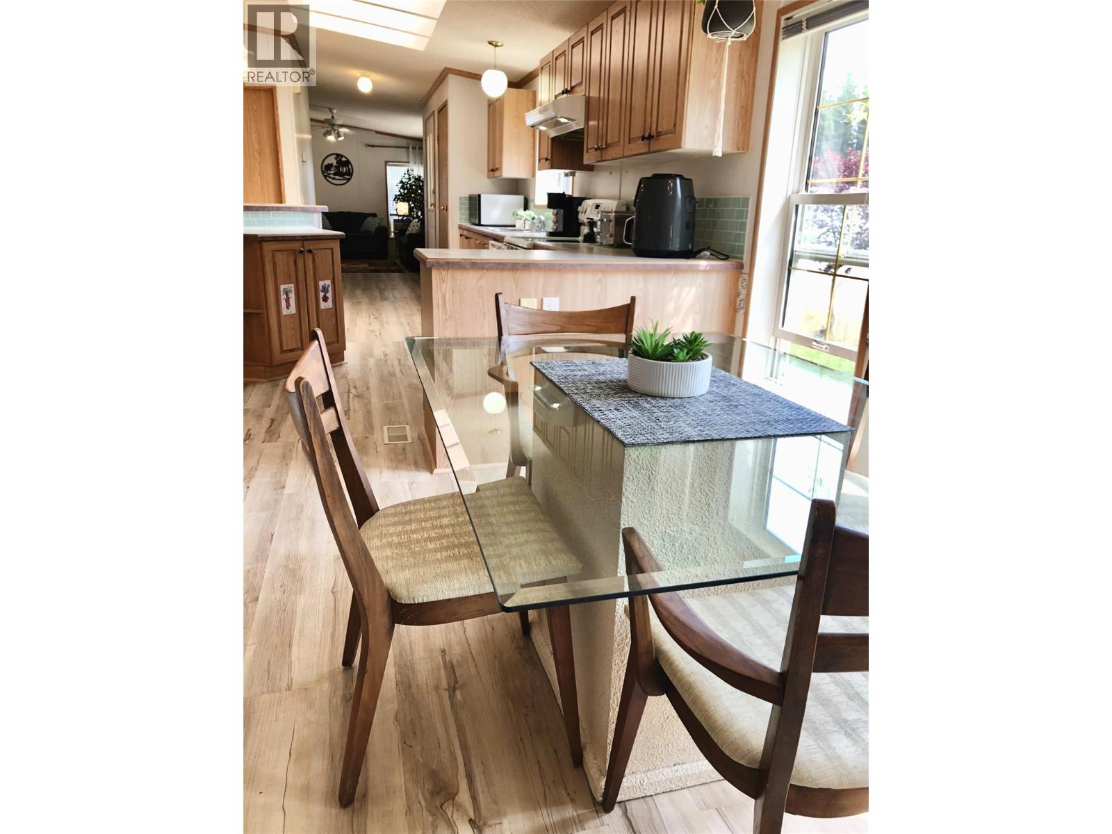 1201 Sycamore Road, Sparwood, British Columbia  V0B 2G2 - Photo 6 - 10400062