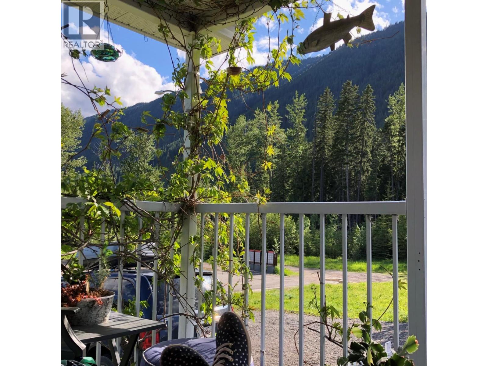 1201 Sycamore Road, Sparwood, British Columbia  V0B 2G2 - Photo 20 - 10400062