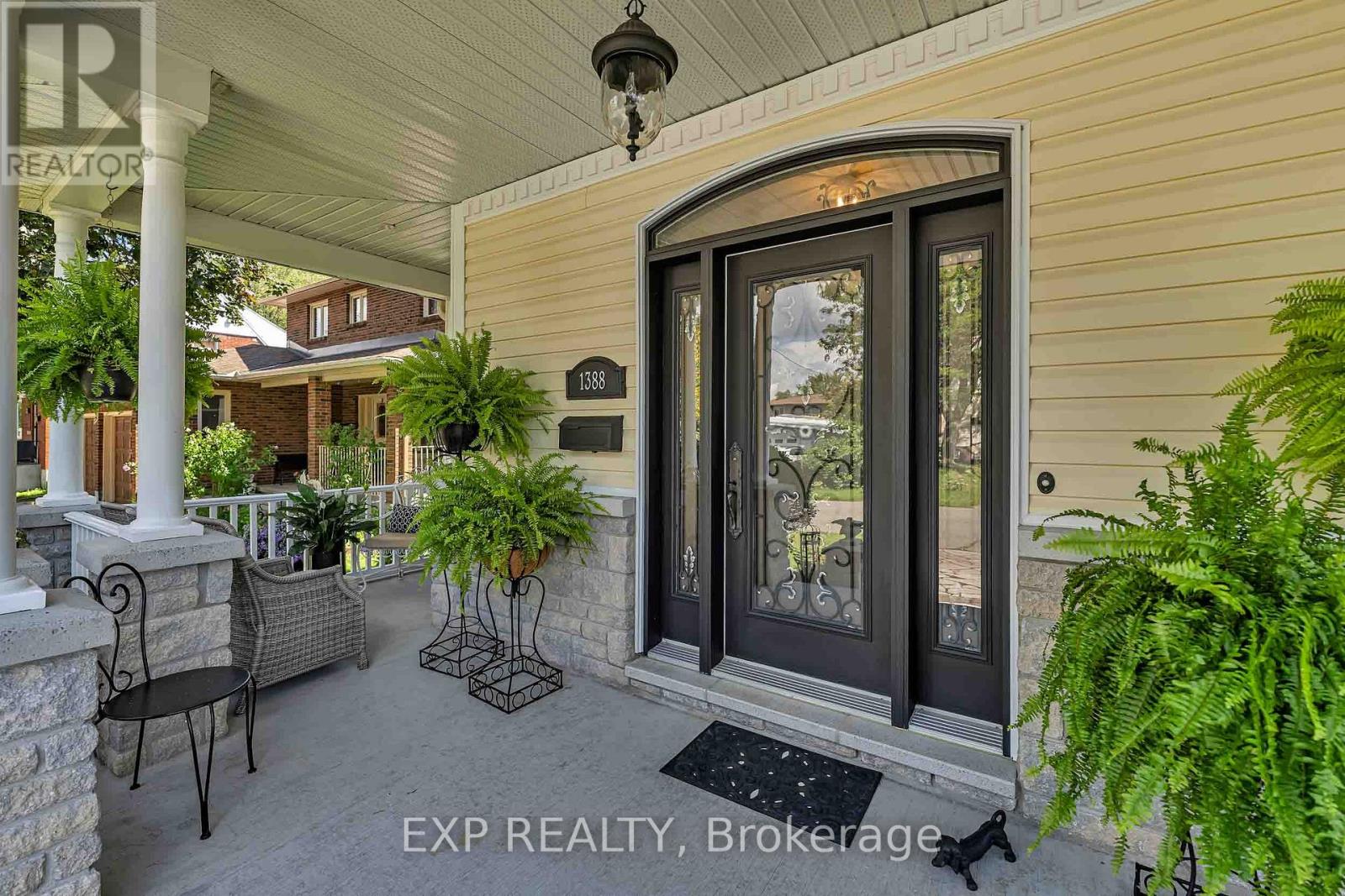 1388 Emerald Gate Avenue, Ottawa, Ontario  K1T 1C7 - Photo 3 - X13755734