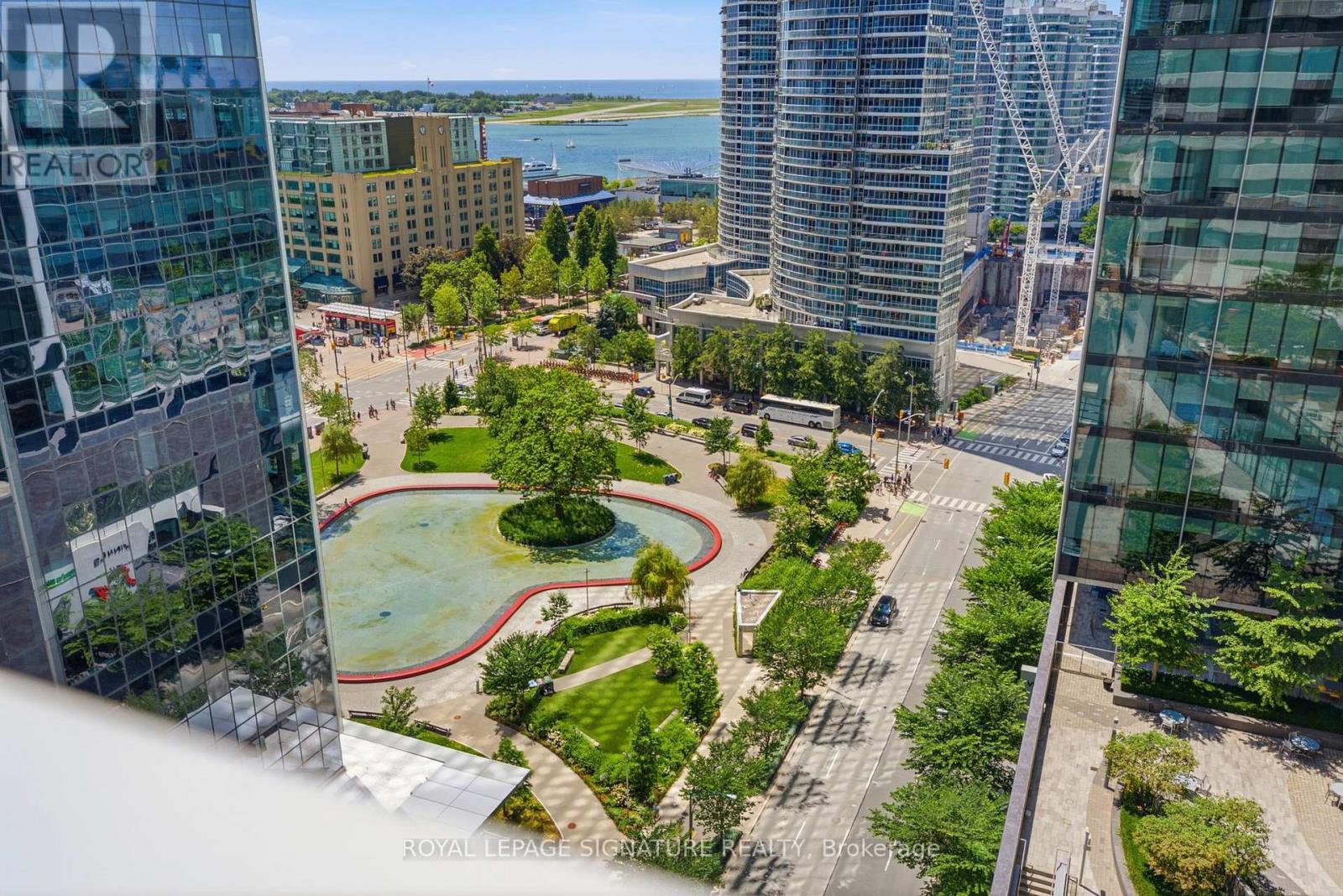 1710 - 88 Harbour Street, Toronto, Ontario  M5J 0C3 - Photo 32 - C13755680