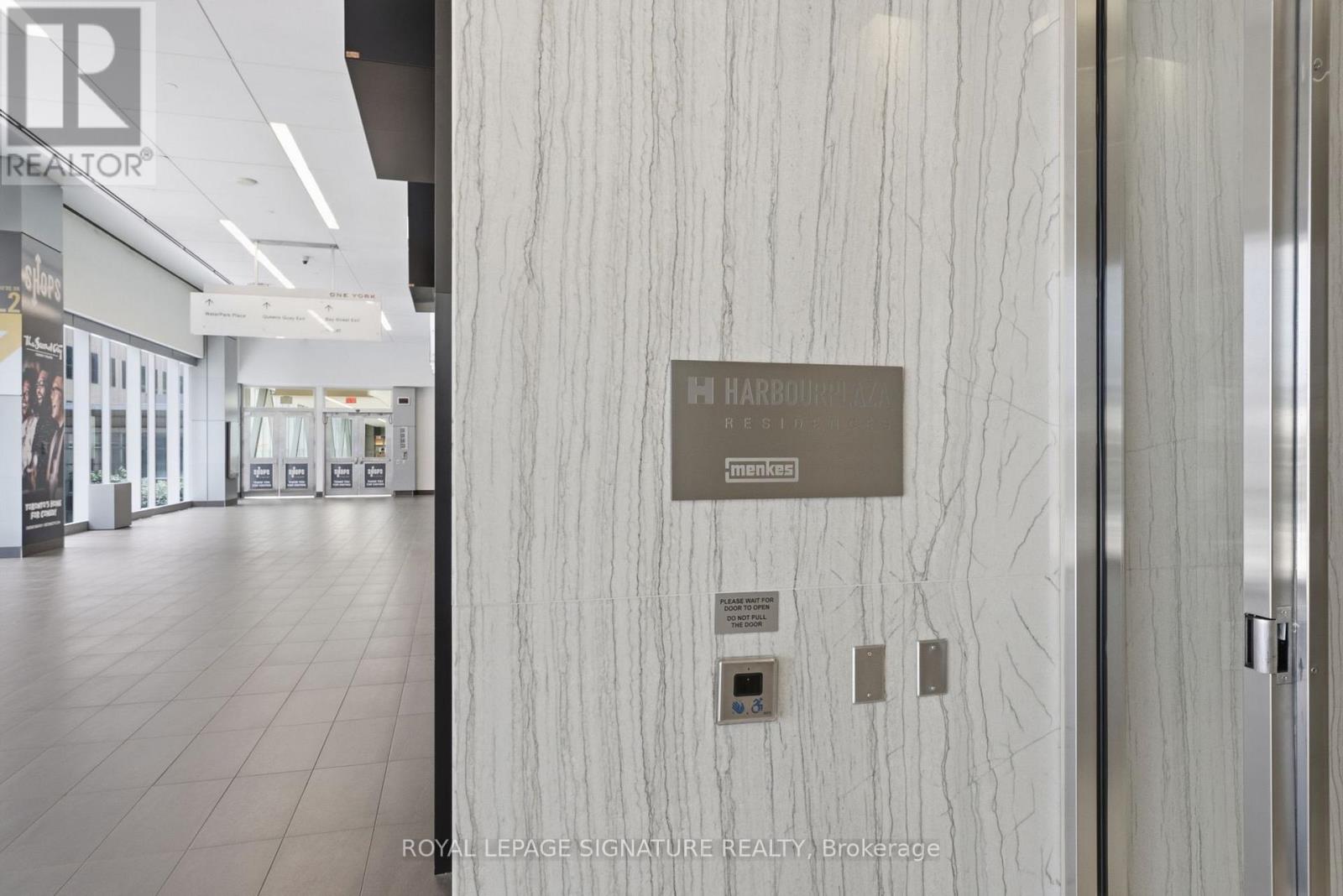 1710 - 88 Harbour Street, Toronto, Ontario  M5J 0C3 - Photo 37 - C13755680