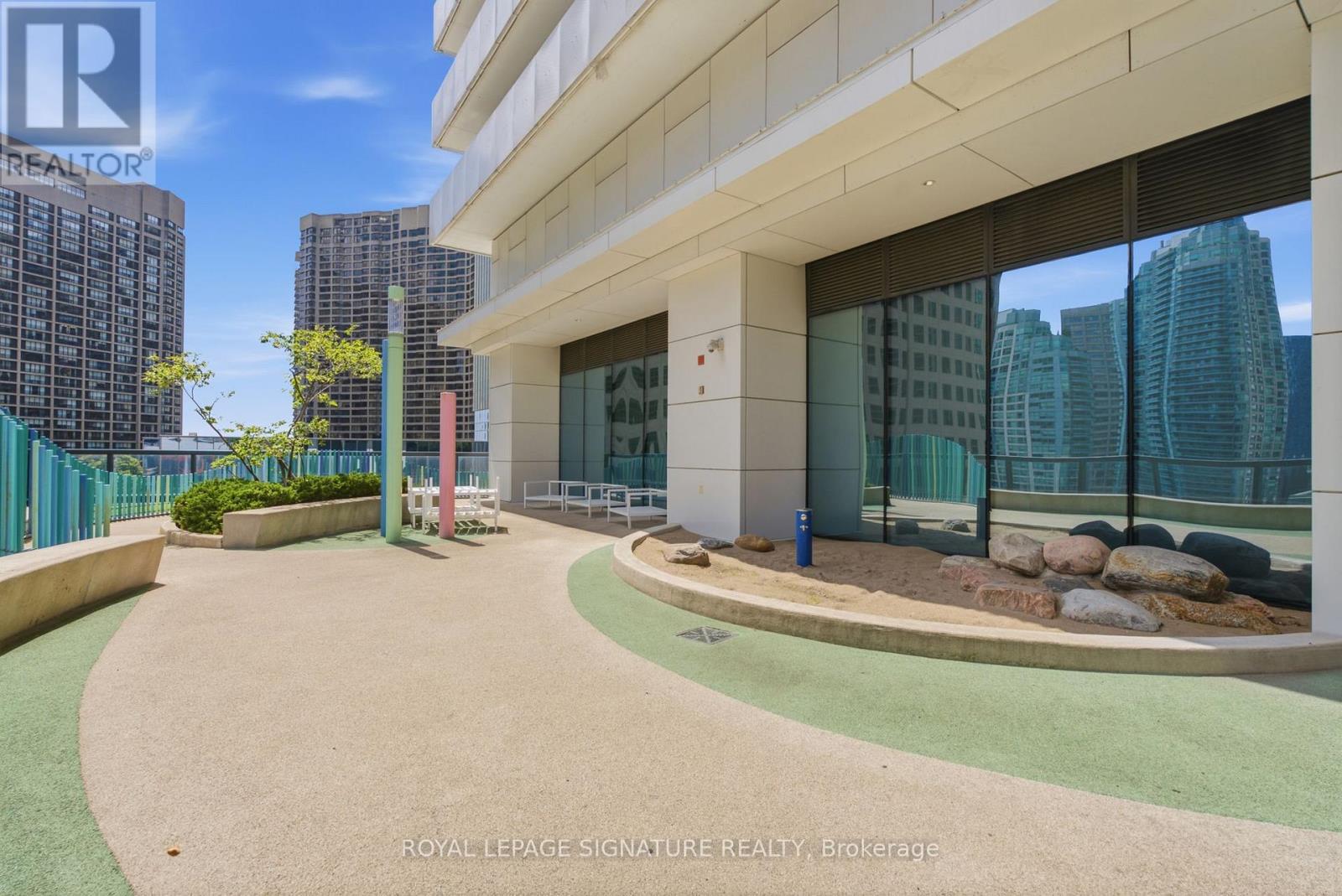 1710 - 88 Harbour Street, Toronto, Ontario  M5J 0C3 - Photo 43 - C13755680