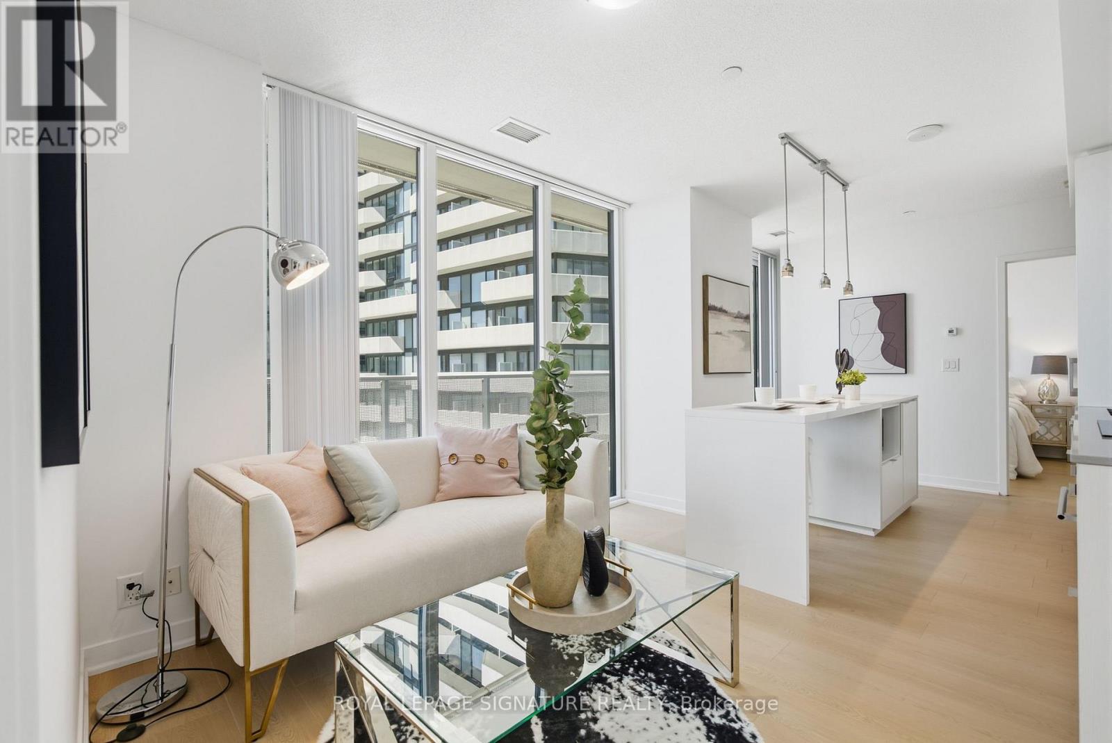 1710 - 88 Harbour Street, Toronto, Ontario  M5J 0C3 - Photo 9 - C13755680