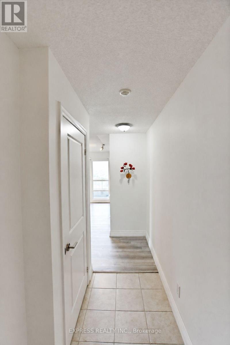 1105 - 2015 Sheppard Avenue E, Toronto, Ontario  M2J 0B3 - Photo 19 - C13755712