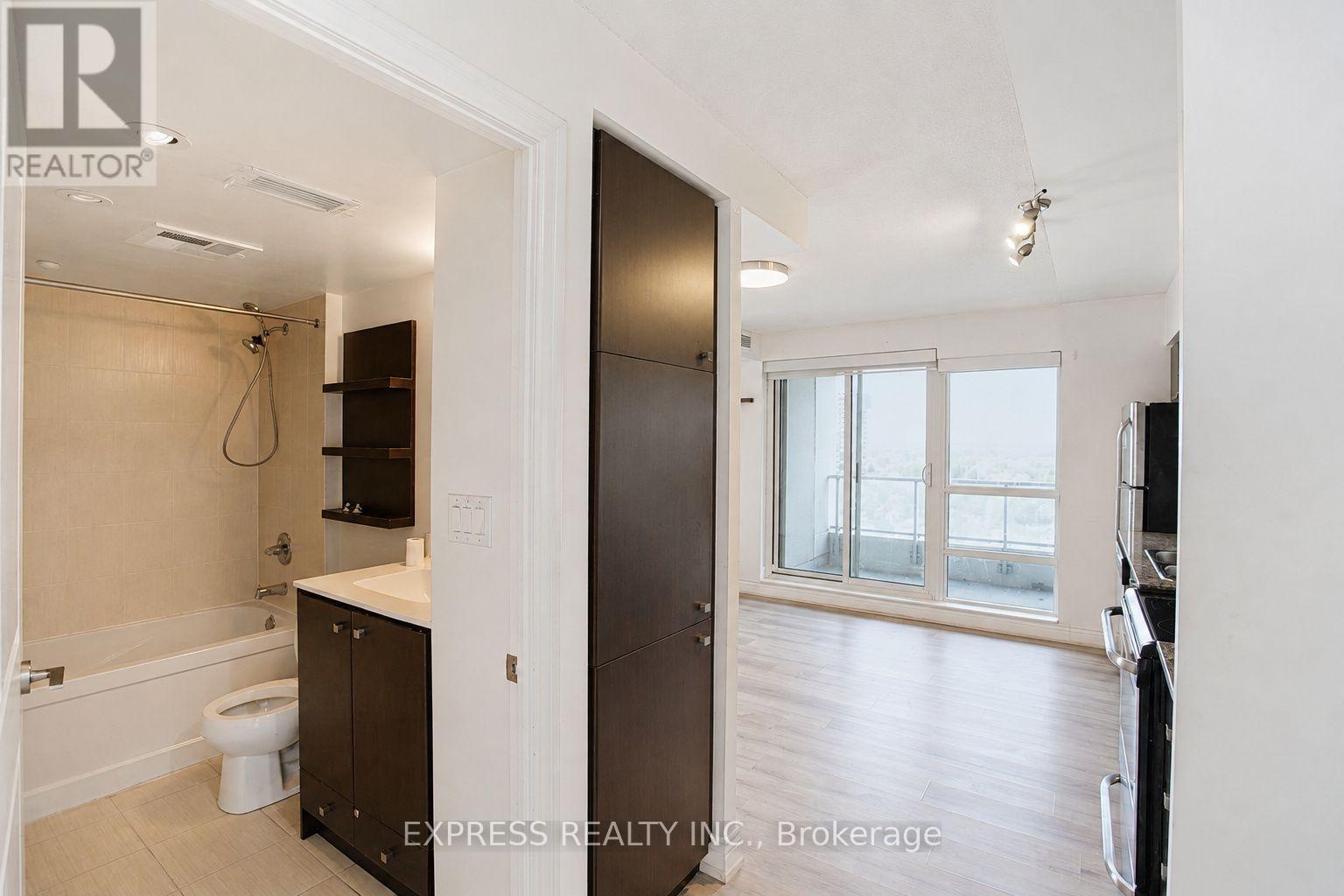 1105 - 2015 Sheppard Avenue E, Toronto, Ontario  M2J 0B3 - Photo 21 - C13755712