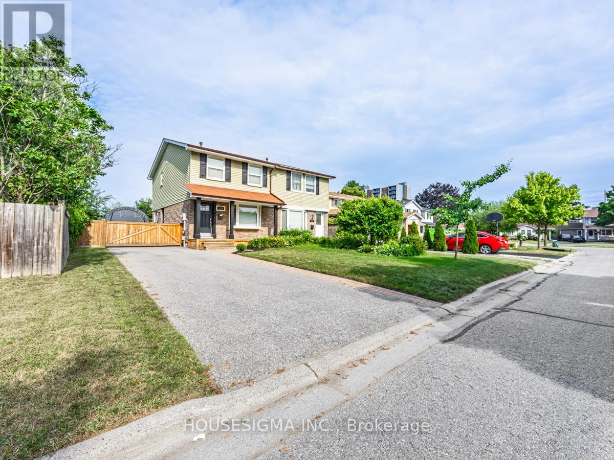 1379 Orlando Court, Oshawa, Ontario  L1G 6T8 - Photo 10 - E13755688