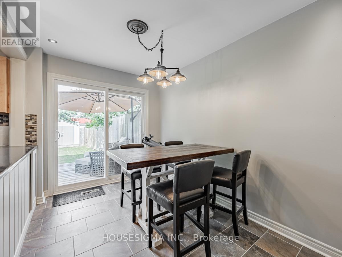1379 Orlando Court, Oshawa, Ontario  L1G 6T8 - Photo 17 - E13755688