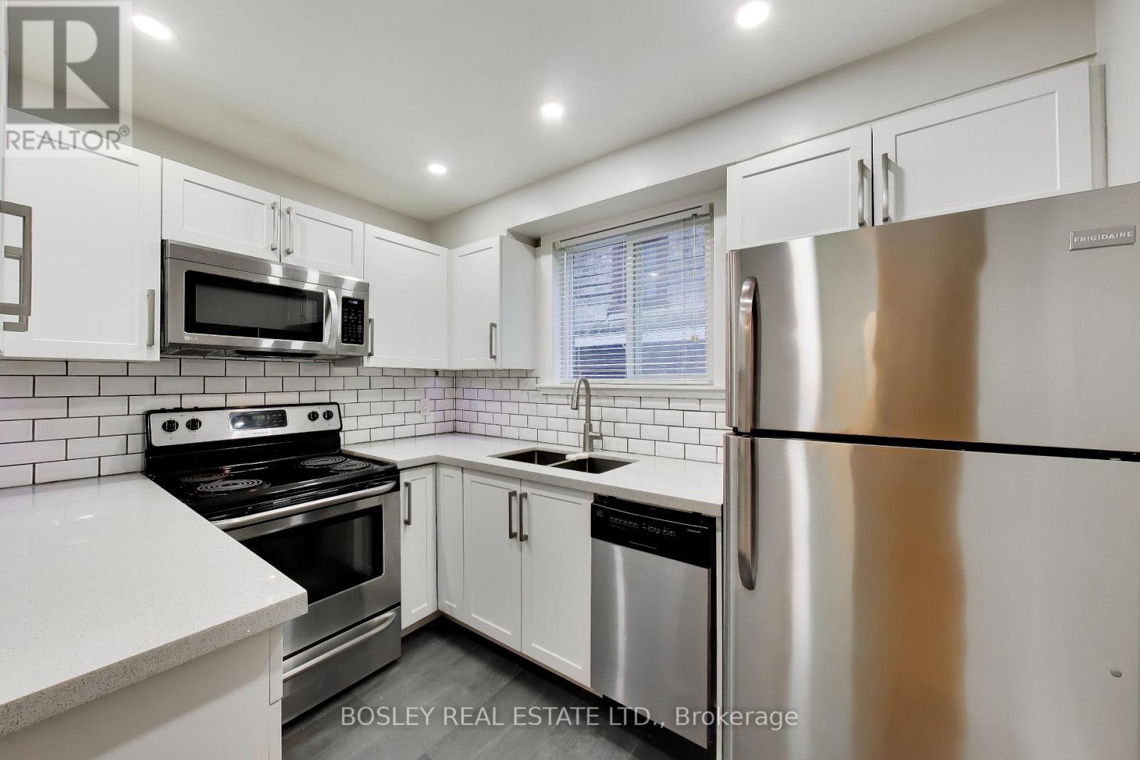 Main - 100 Kildonan Drive, Toronto, Ontario  M1N 3B8 - Photo 4 - E13755716