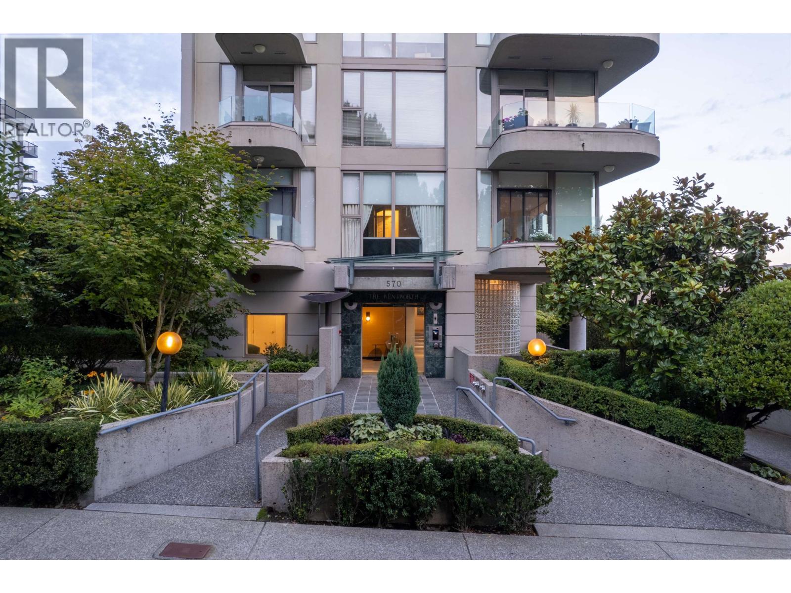 502 570 18th Street, West Vancouver, British Columbia  V7V 3V7 - Photo 3 - R3162237