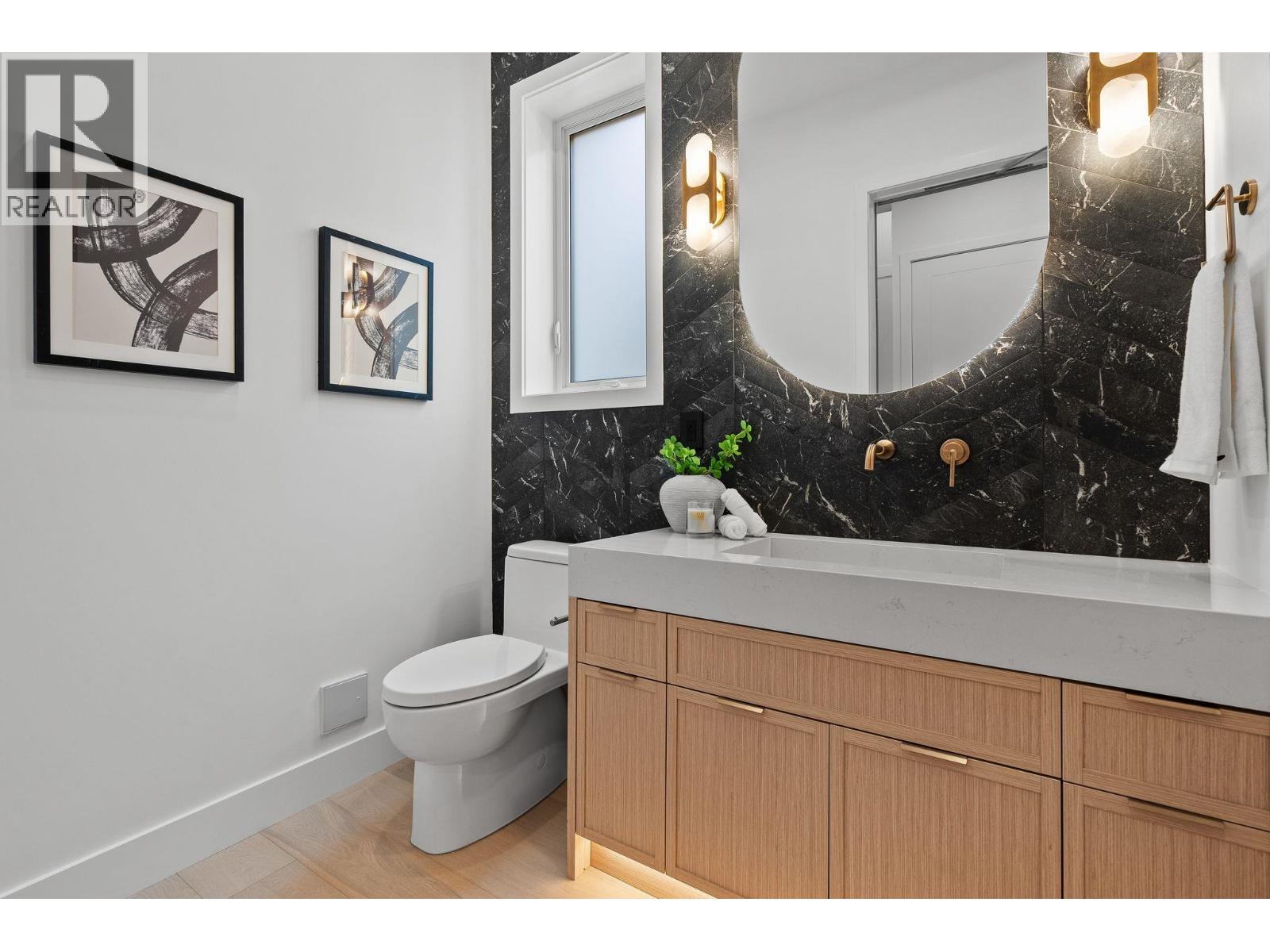 1 3255 W 13th Avenue, Vancouver, British Columbia  V6K 2V6 - Photo 16 - R3162239