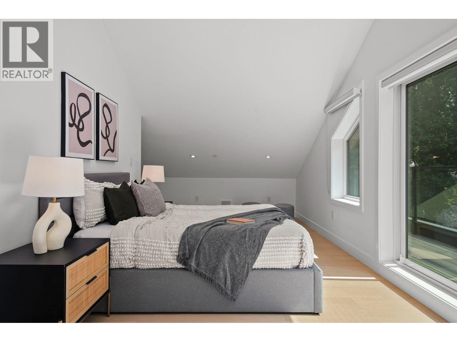 1 3255 W 13th Avenue, Vancouver, British Columbia  V6K 2V6 - Photo 33 - R3162239