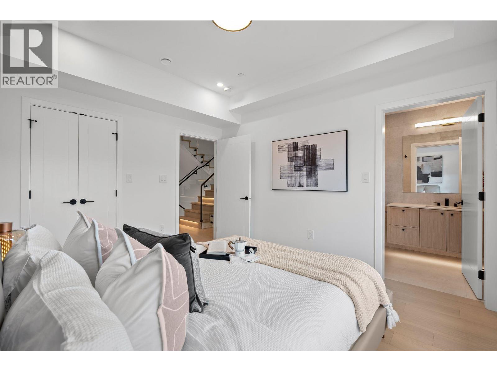 2 3255 W 13th Avenue, Vancouver, British Columbia  V6K 2V6 - Photo 25 - R3162246