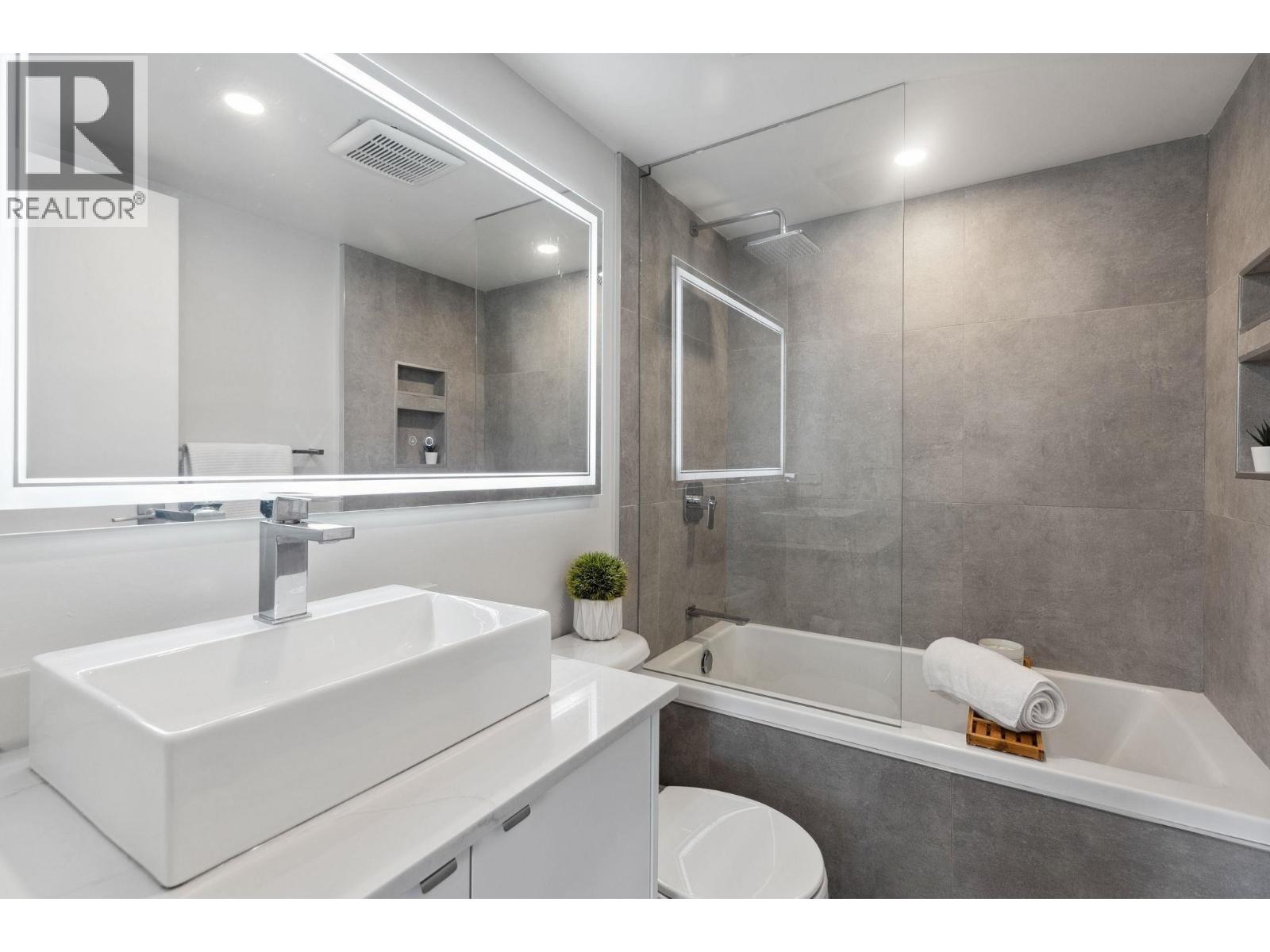 2406 1155 Seymour Street, Vancouver, British Columbia  V6B 1K2 - Photo 18 - R3162254