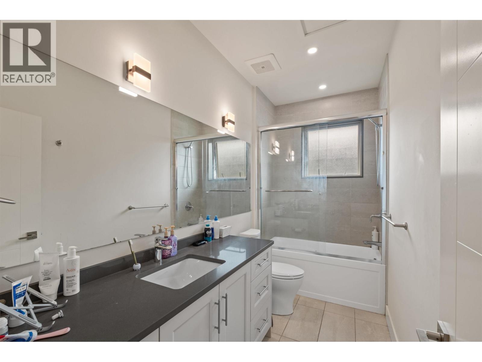 5 115 W Queens Road, North Vancouver, British Columbia  V7N 2K4 - Photo 16 - R3162256