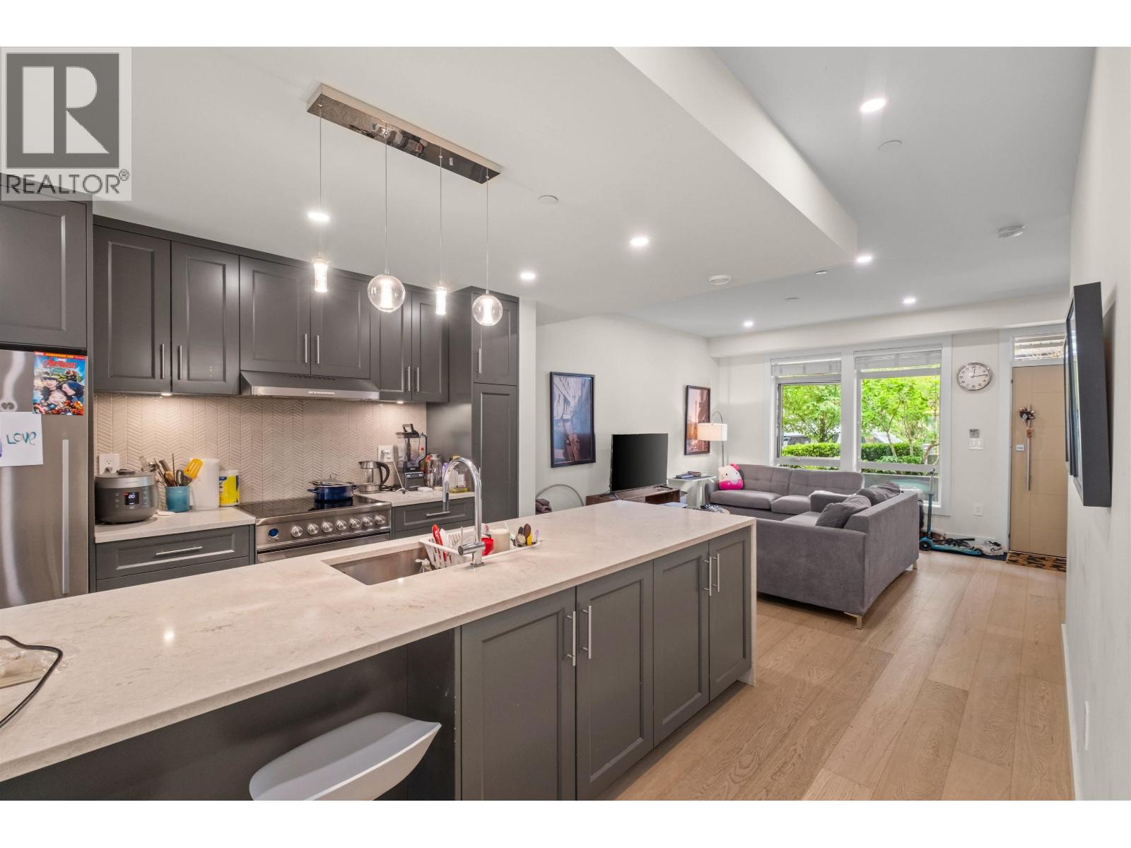 5 115 W Queens Road, North Vancouver, British Columbia  V7N 2K4 - Photo 5 - R3162256