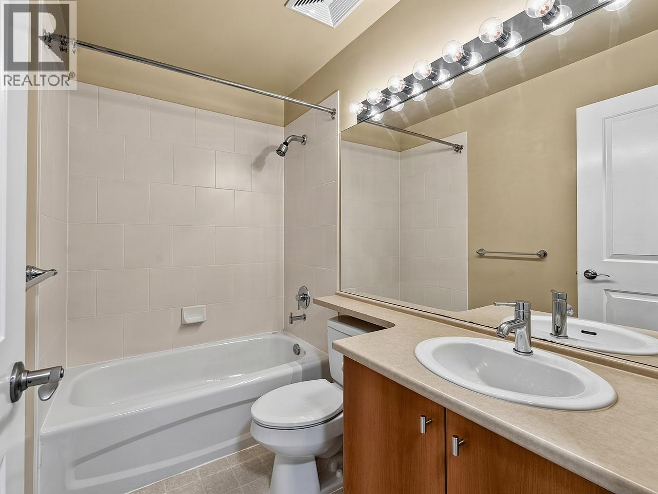 122 9229 University Crescent, Burnaby, British Columbia  V5A 4Z2 - Photo 18 - R3162259