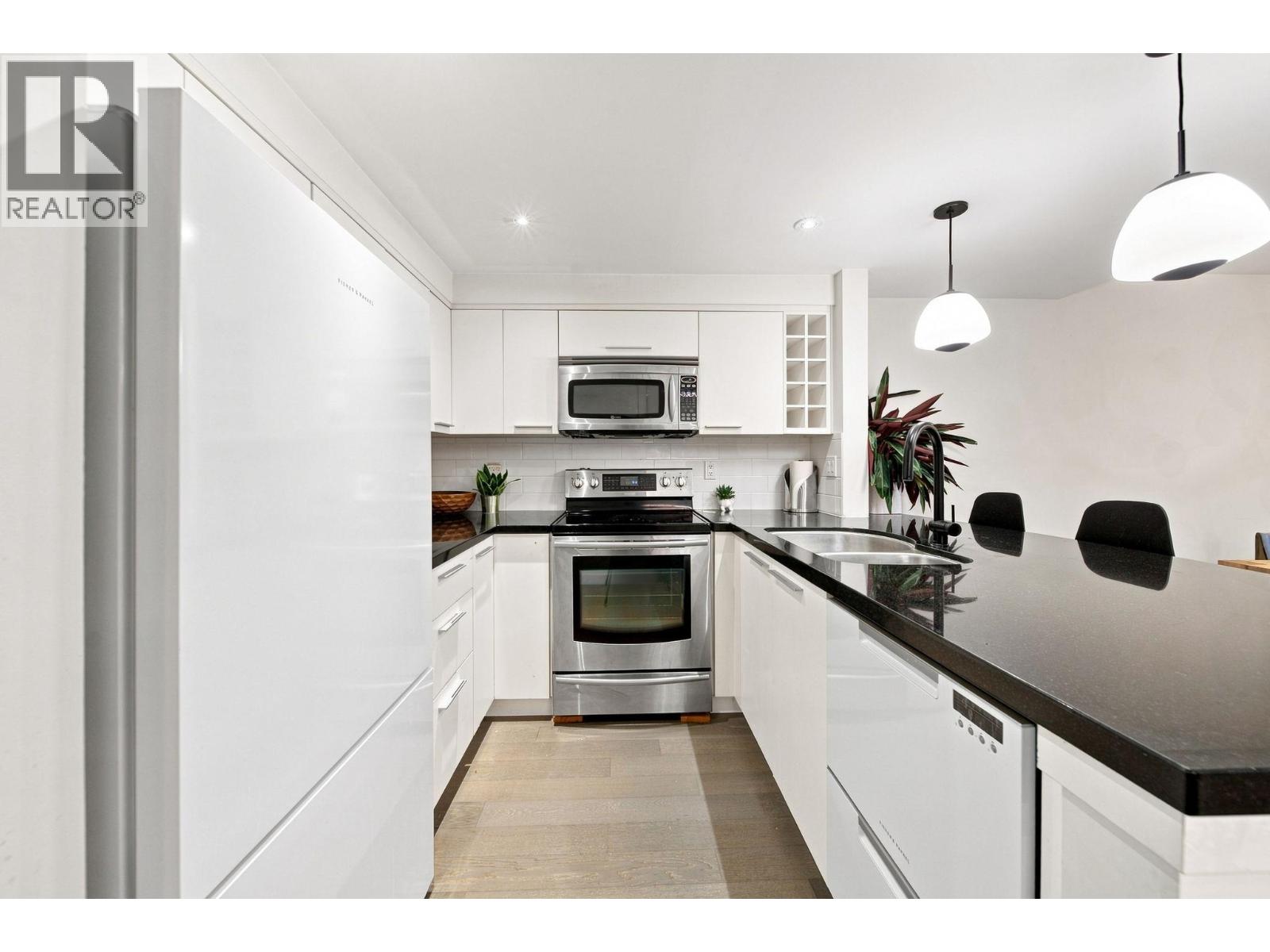 3062 Willow Street, Vancouver, British Columbia  V5Z 3P3 - Photo 12 - R3162266