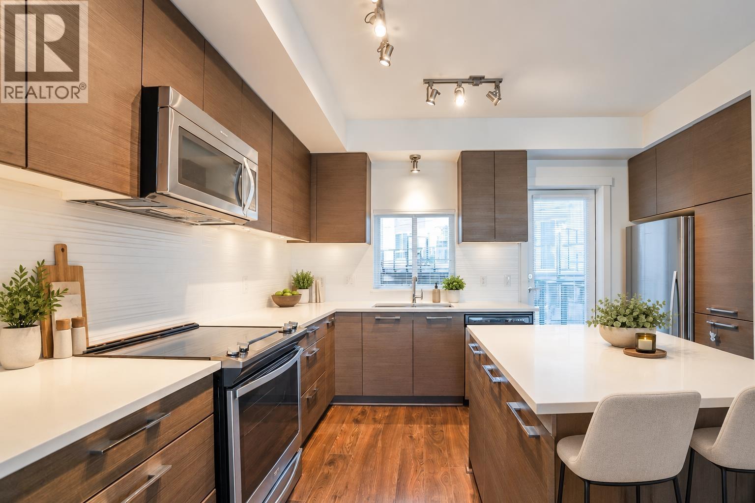 7 909 Clarke Road, Port Moody, British Columbia  V3H 1L6 - Photo 3 - R3162282