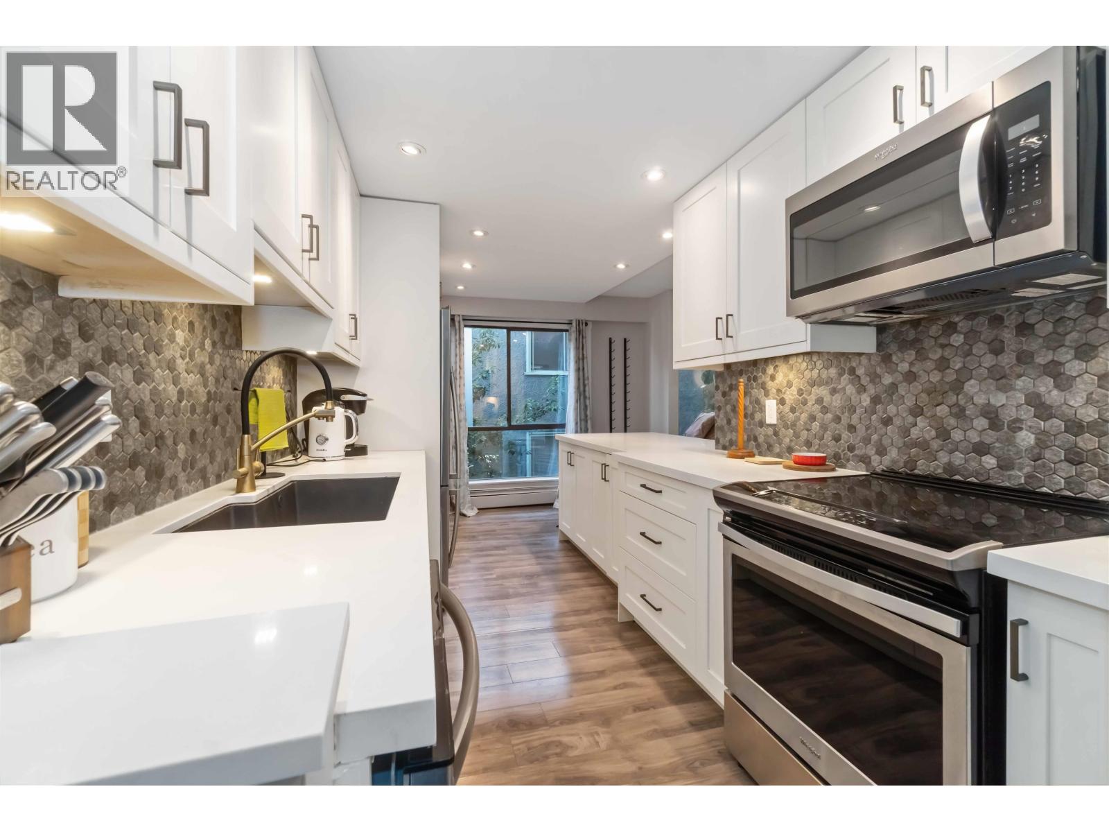 317 1345 W 15th Avenue, Vancouver, British Columbia  V6H 3R3 - Photo 8 - R3162292