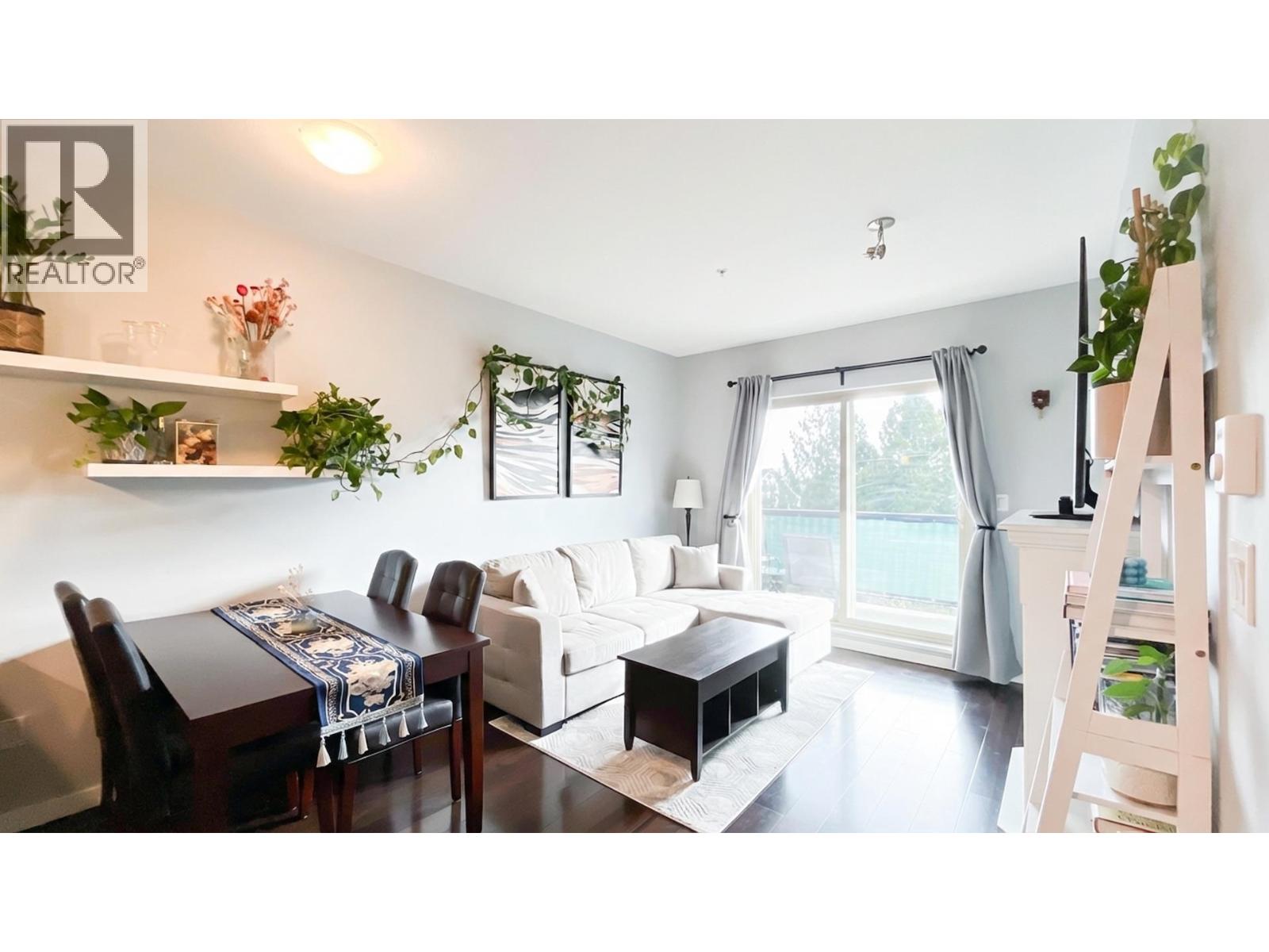 308 22290 North Avenue, Maple Ridge, British Columbia  V2X 8Z8 - Photo 2 - R3162294