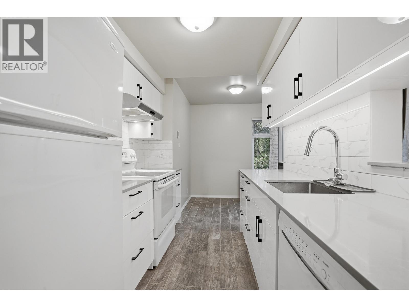 3407 Lynmoor Place, Vancouver, British Columbia  V5S 4G4 - Photo 5 - R3162321