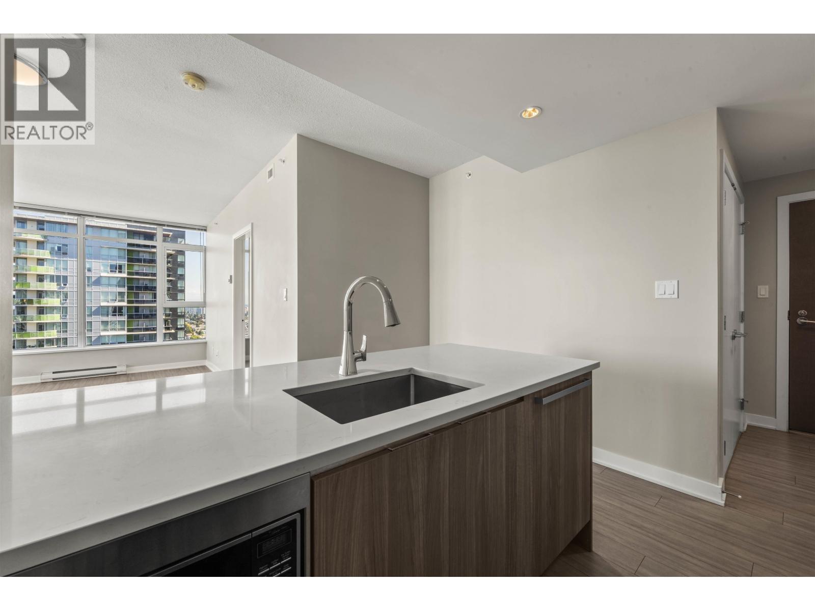 3705 4900 Lennox Lane, Burnaby, British Columbia  V5H 0G9 - Photo 7 - R3162322