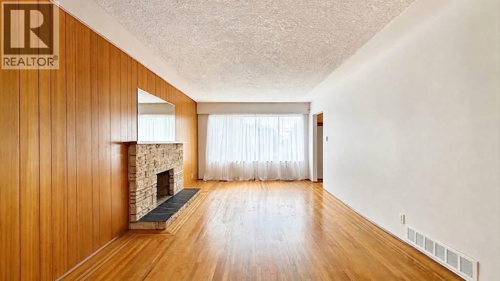 817 W 64th Avenue, Vancouver, British Columbia  V6P 2L5 - Photo 2 - R3162283