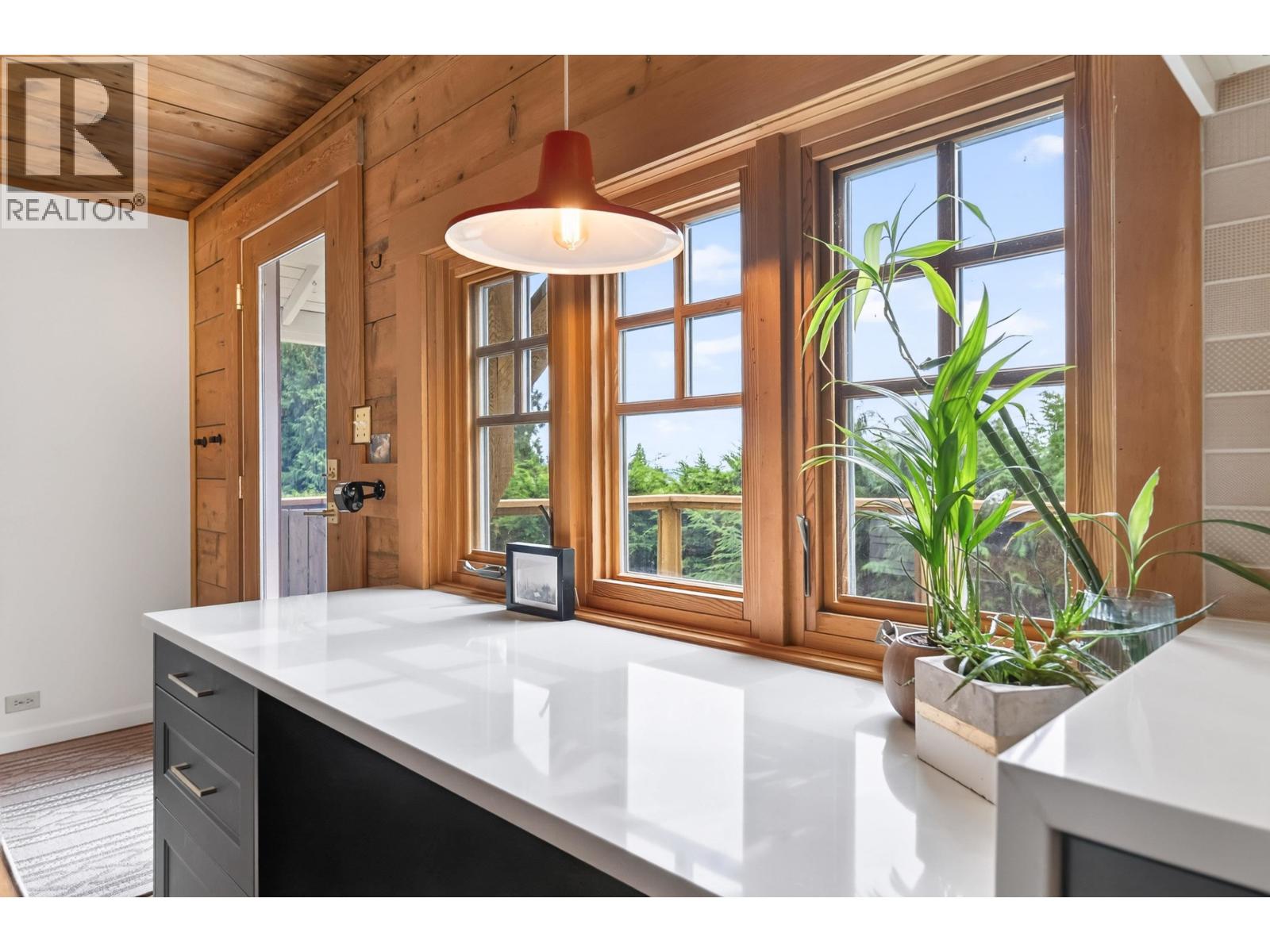 1371 Borthwick Road, North Vancouver, British Columbia  V7K 1X9 - Photo 11 - R3162299