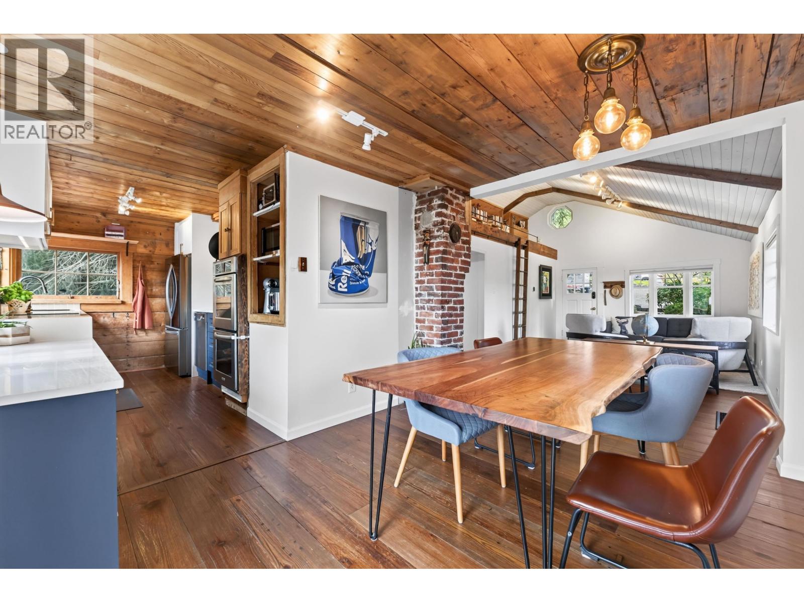 1371 Borthwick Road, North Vancouver, British Columbia  V7K 1X9 - Photo 15 - R3162299
