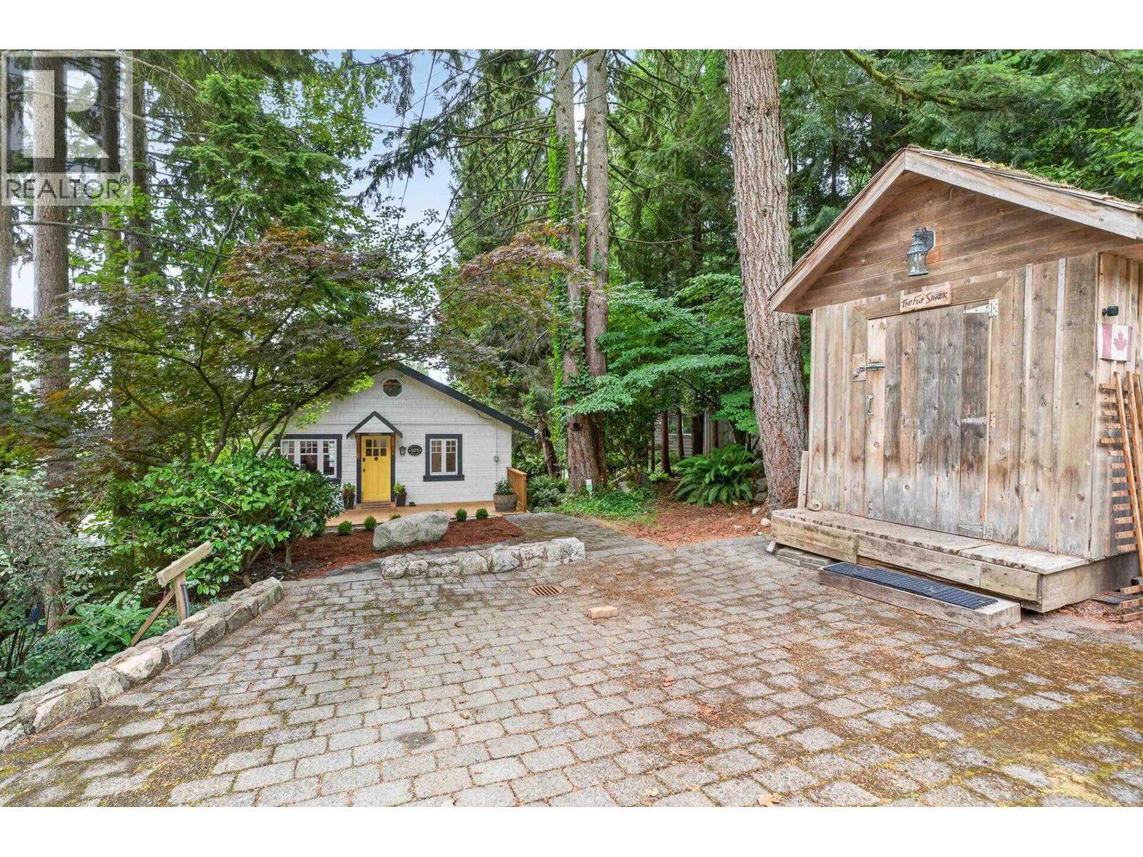 1371 Borthwick Road, North Vancouver, British Columbia  V7K 1X9 - Photo 31 - R3162299