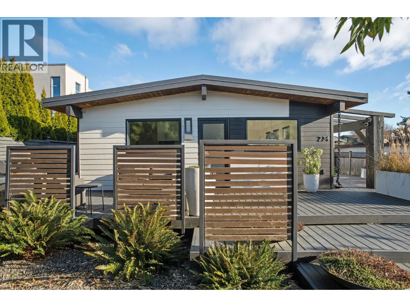 234 67 STREET, tsawwassen, British Columbia
