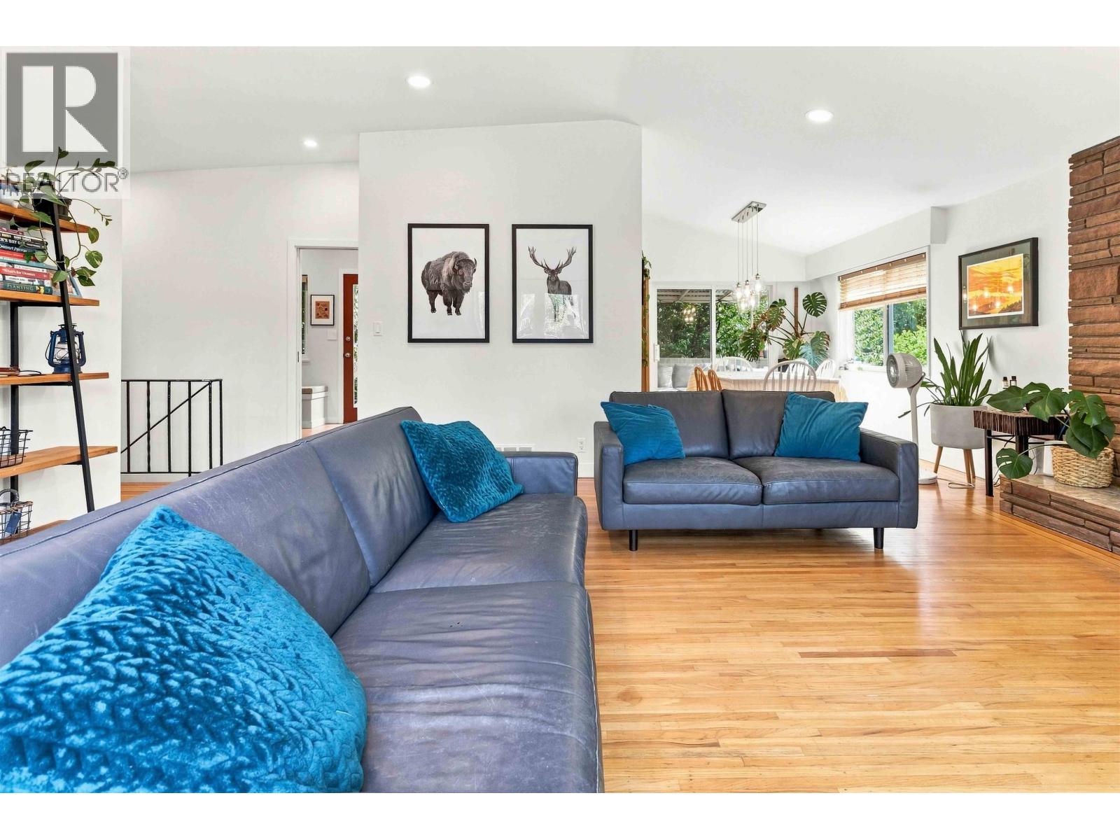 2285 Tompkins Crescent, North Vancouver, British Columbia  V7H 2E2 - Photo 6 - R3162317