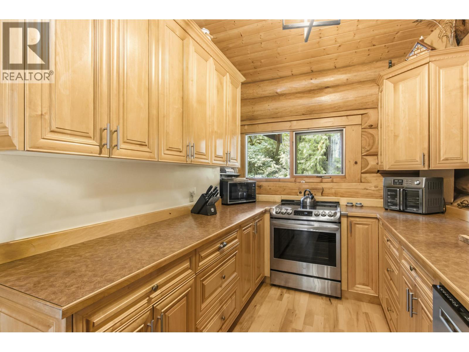 2020 Paradise Valley Road, Squamish, British Columbia  V0N 1H0 - Photo 13 - R3162341