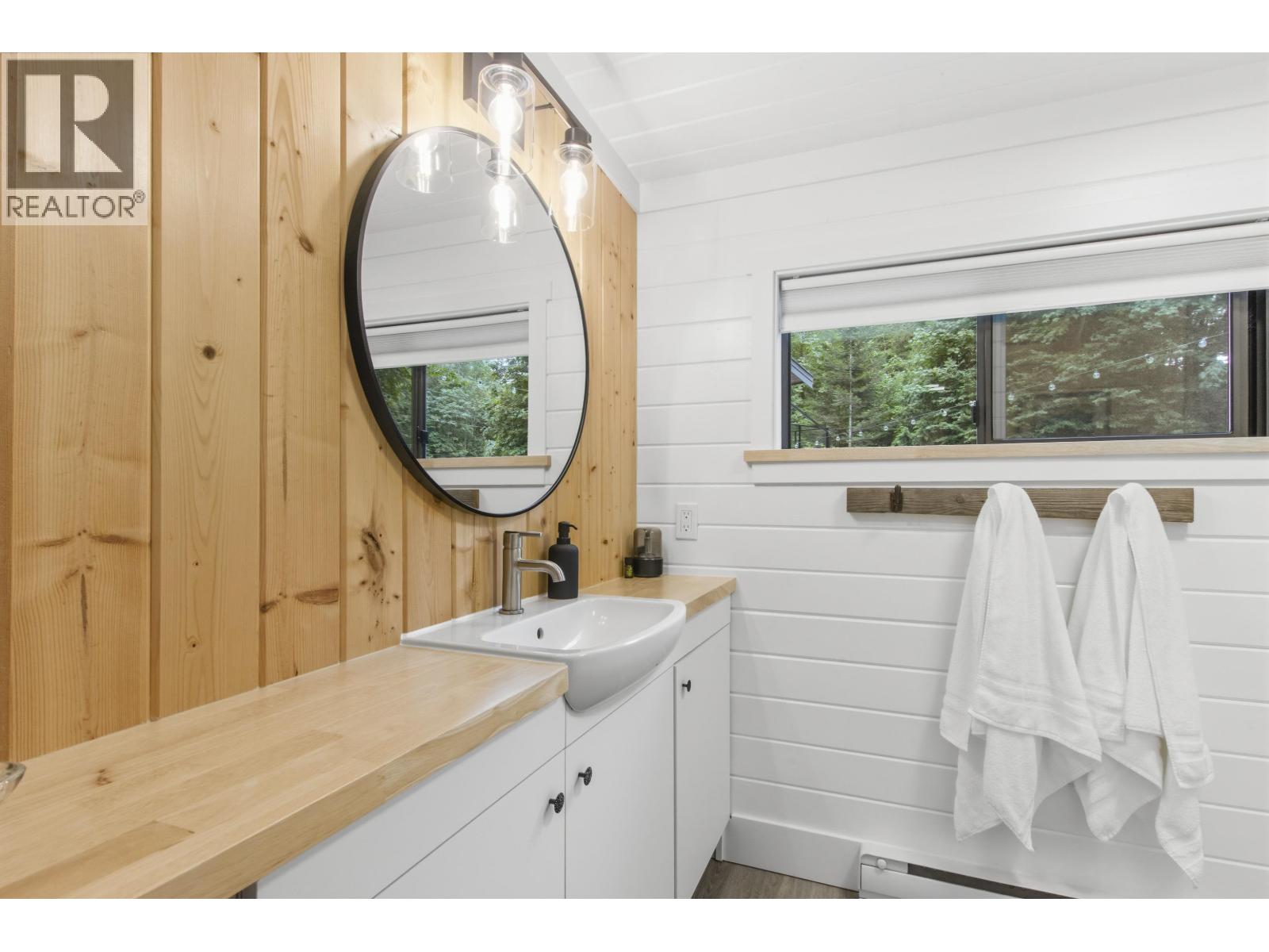 2020 Paradise Valley Road, Squamish, British Columbia  V0N 1H0 - Photo 33 - R3162341