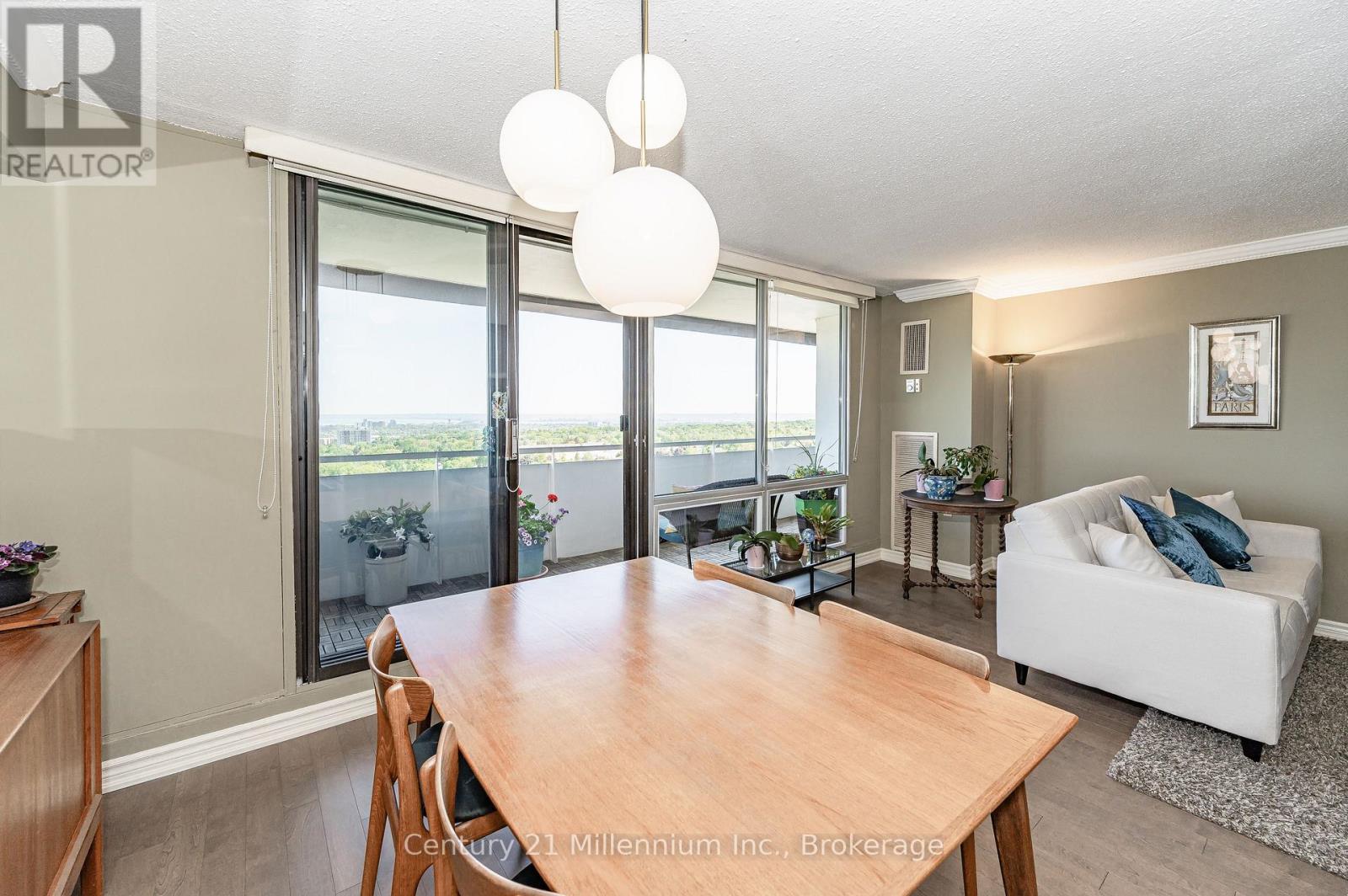 1605 - 2055 Upper Middle Road, Burlington (Brant Hills), Ontario  L7P 3P4 - Photo 13 - W13755656
