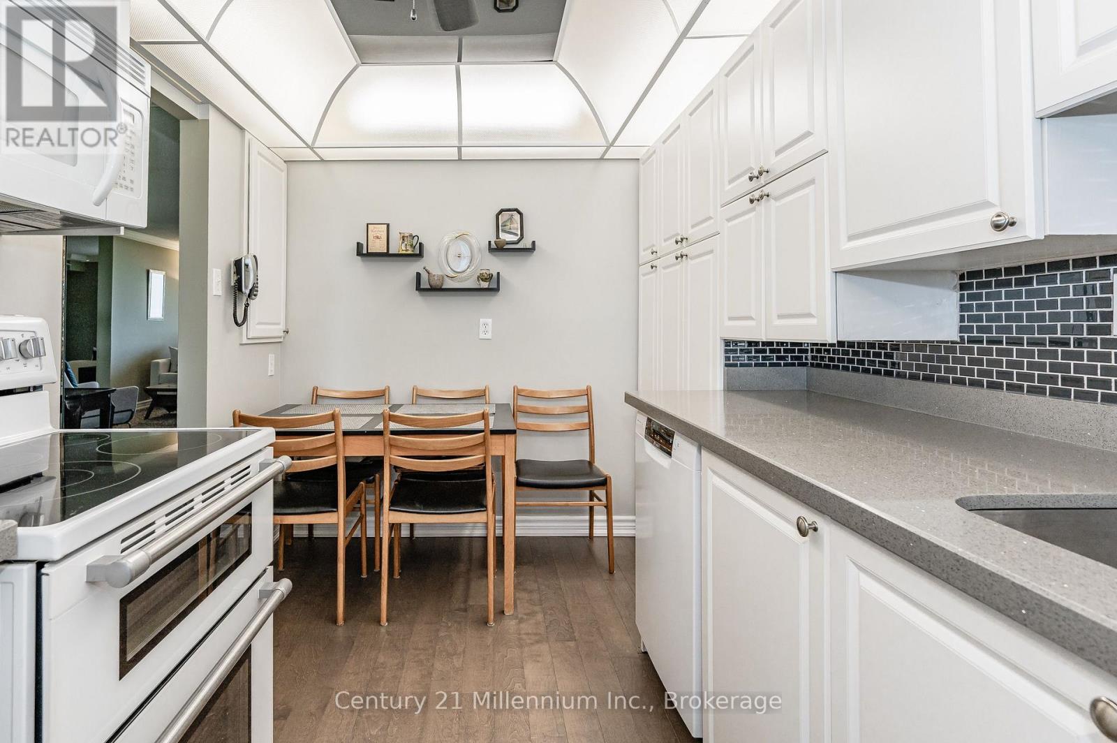 1605 - 2055 Upper Middle Road, Burlington (Brant Hills), Ontario  L7P 3P4 - Photo 25 - W13755656