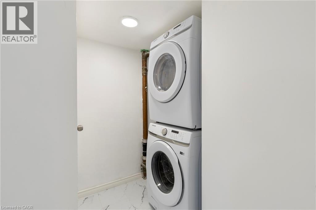 7 Purdy Crescent Unit# 2, Hamilton, Ontario  L9A 3B4 - Photo 8 - 40861341