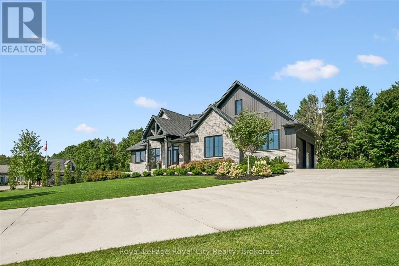 113 Sharron Court, Mapleton, Ontario  N0G 2K0 - Photo 3 - X13755722