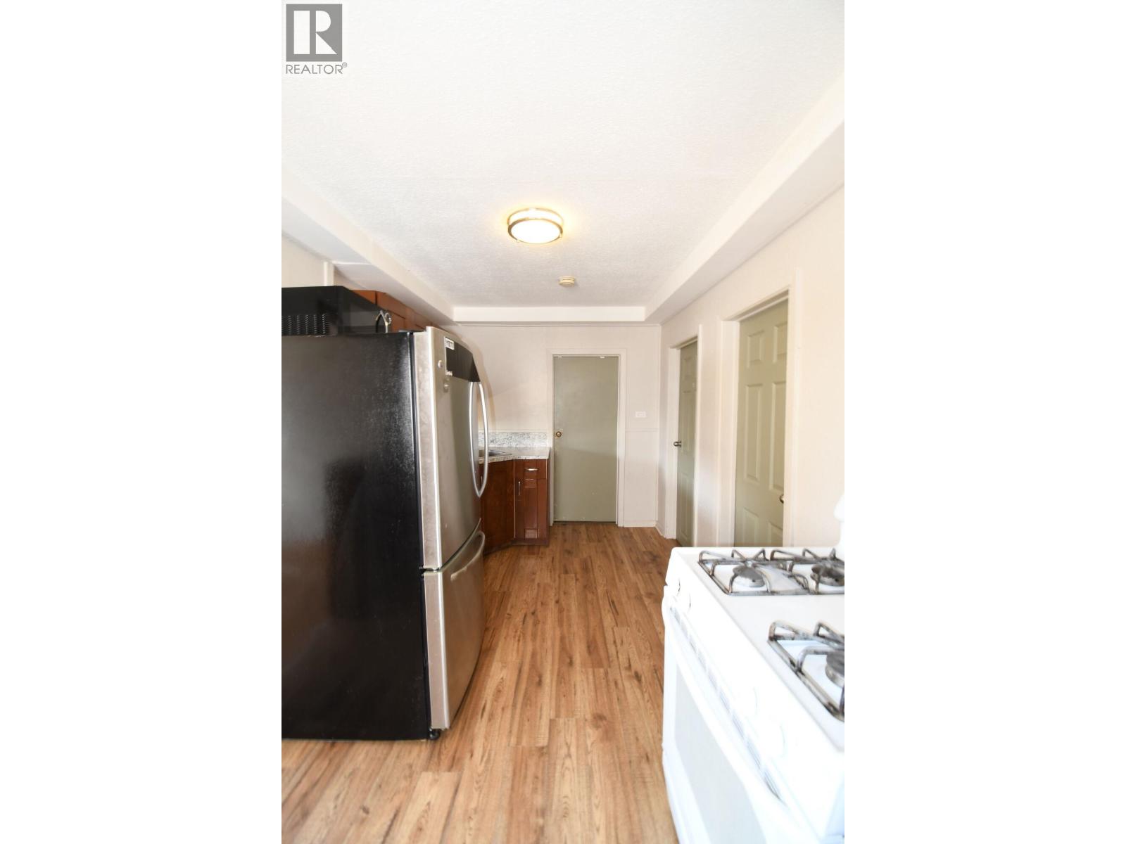 1857-1863 Juniper Street, Prince George, British Columbia  V2L 1N6 - Photo 6 - R3159938